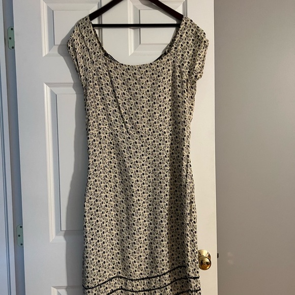 Vintage Nostalgia dress - Picture 5 of 7